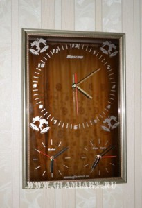 Часы на бронзовом зеркале - подарок руководителю